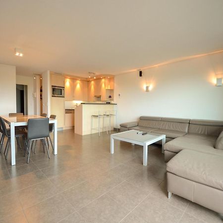 Plaza A1 A1A12 With Scenic View Balcony Apartment Oostduinkerke Luaran gambar